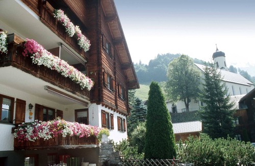 Schoppernau Apartment | Delightful Apartment 4 with Balcony - Strolz Karin