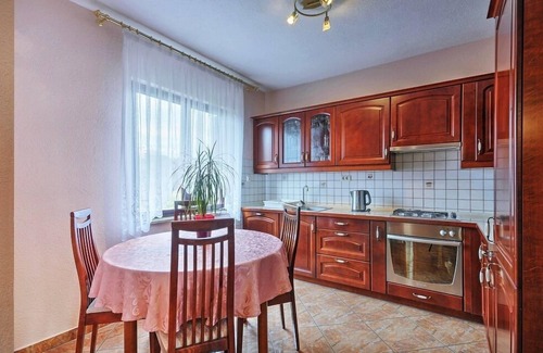 Vintijan Apartment | Guest Rated 10/10: Ocean View Apartment in Pula