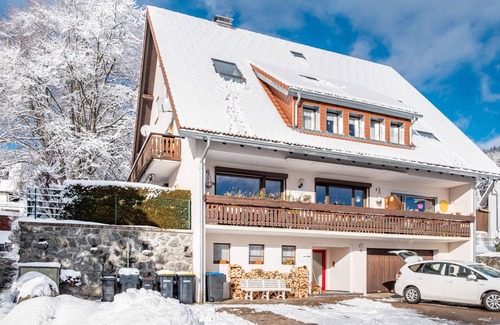 Saig Apartment | Apartment '5, 82 Qm' with Shared Garden and Wi-Fi