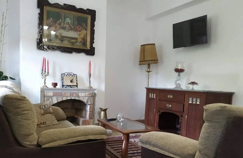 San Vicente do Grove Apartment | Family-Friendly 5-Bedroom Apartment at Casal do Crego