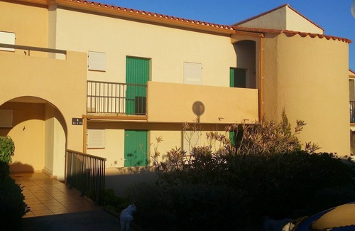 Collioure Apartment | Seaside Apartment for 5 with Pool and Ocean View in Collioure