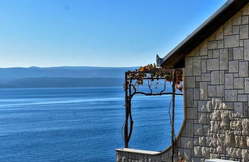 Zadvarje Apartment | Apartment 530/1269 (Central Dalmatia - Pisak), 60m from the beach