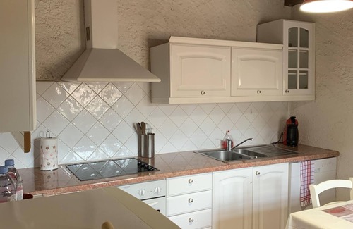 Tourtour Apartment | Stylish Apartment in the Heart of Tourtour with Pool Access