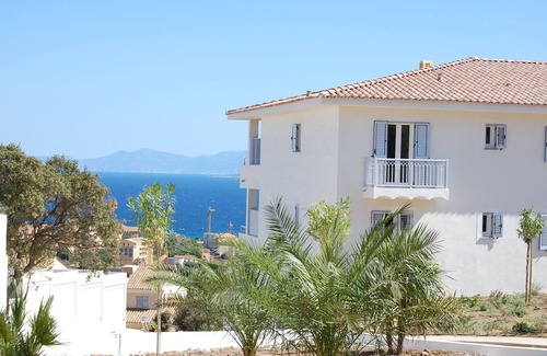 L'Ile-Rousse Apartment | Oceanfront Apartment with Terrace, Rated 9.8/10 by Guests