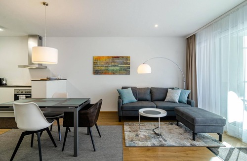 Ueberlingen Apartment | Cozy 1-Bedroom Apartment with Balcony and Breakfast Included