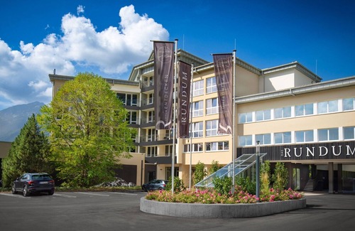 Gmain Apartment | Spacious Apartment 6 with Breakfast Buffet for Up to 4