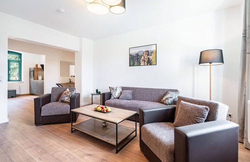 Rathmannsdorf Apartment | Apartment '6' with Shared Garden and Wi-Fi