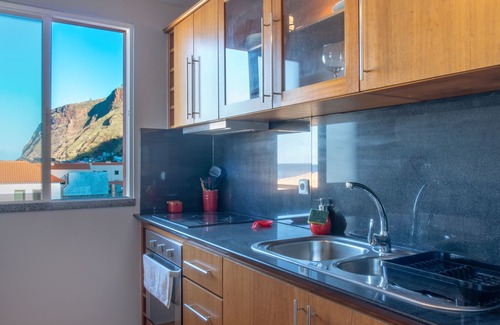 Paul do Mar Apartment | Ocean View Apartment 7 on Paul do Mar Beach - Guest Rated 10/10