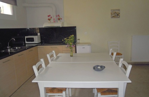 Kamilari Apartment | Beautiful Apartment with Pool, Ocean View & Private Parking