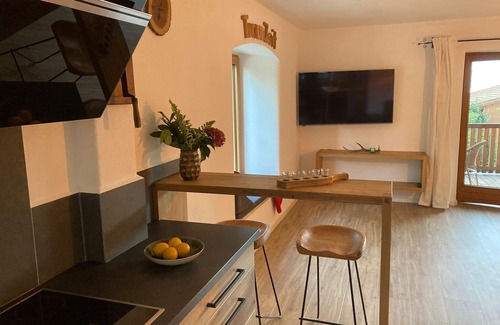 Siegsdorf Apartment | Modern 2-Bedroom Apartment with Balcony & Free WLAN