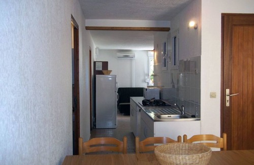 Calvi House | Spacious Apartment for 8 Guests - Perfect Group Getaway