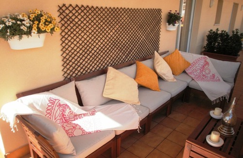 Els Griells Apartment | Oceanfront Apartment 8A Estarsol: Steps from the Beach