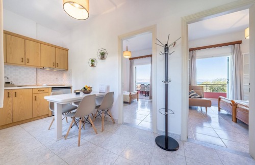 Astrakeri Apartment | Apartment '9' with Sea View, Wi-Fi and Air Conditioning