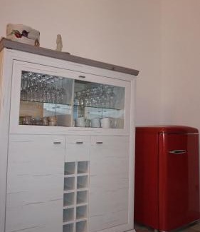 Neuhofen an der Krems Apartment | Cozy Apartment Am Weißenberg with Breakfast & Kids' Amenities