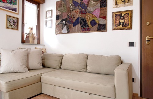 Laveno Apartment | Enjoy a Private Terrace at A Due Passi Dal Lago 2