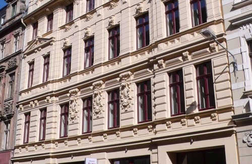 Goerlitz Apartment | New Apartment House Steps from Pedestrian Zone, 9.8 Rated