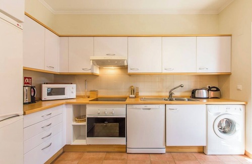 Charneca de Caparica e Sobreda Apartment | Cozy Apartment Anibal - Perfect for Families at Allure Villas