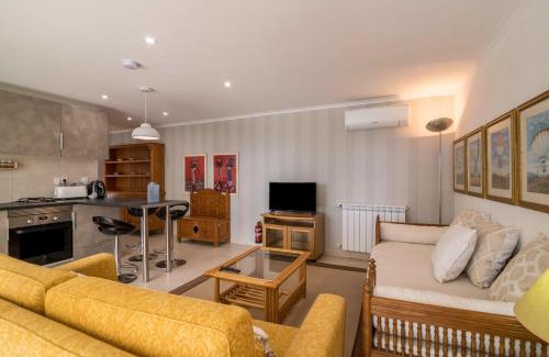 Cerro do Mocho Apartment | Stylish Apartment Abelha: Pet-Friendly with Pool Access