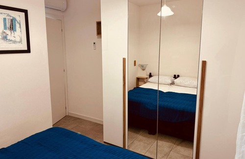 Castelsardo Apartment | Sea View Apartment 'Ad Occhi Aperti' with Wi-Fi & Air Conditioning
