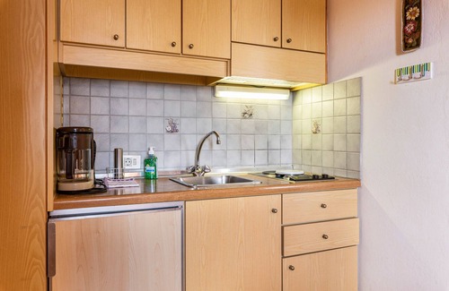 Tirolo Apartment | Apartment 'Adang Ferienwohnung Fernblick' with Mountain View