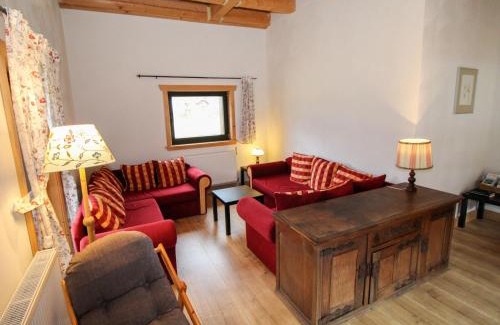 Muhldorf Apartment | Top-Rated Apartment Adlerhorst - Ideal for Families
