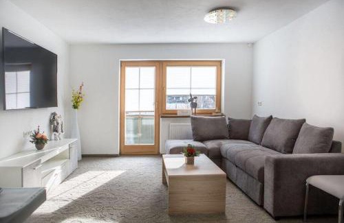 Mayrhofen Apartment | Inviting Apartment Ahorn View with Family-Friendly Amenities
