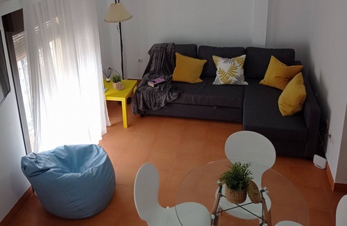 Old Town Baeza Apartment | Modern 'Aires De Baeza' Apartment with Balcony & Wi-Fi