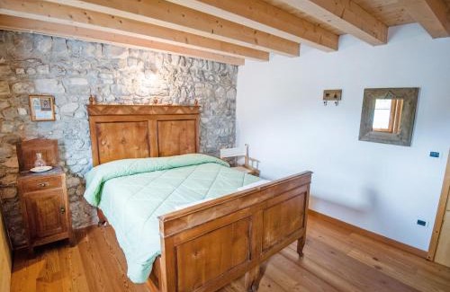 Barcis Apartment | Cozy Apartment Albergo Diffuso - Cjasa Ustin with Oceanview