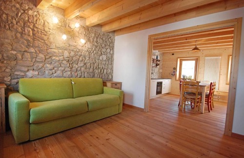 Barcis Apartment | Oceanfront Apartment Albergo Diffuso - Family Friendly Retreat