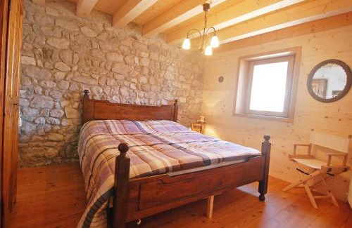Barcis Apartment | Discover Apartment Albergo Diffuso - Cjasa Ustin-2 with Ocean View