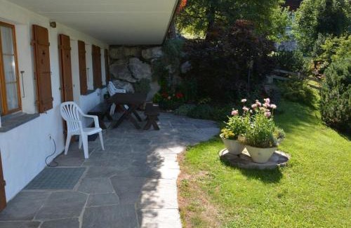 Zweisimmen Nr Gstaad Apartment | Comfortable Apartment Alegria with Hot Tub & Pet-Friendly