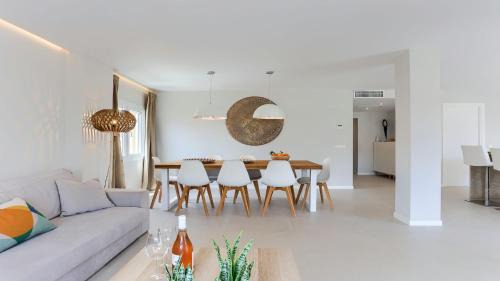 Puerto de Pollensa Apartment | Oceanfront Escape at Apartment Alice with Hot Tub & Views