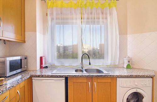 Figueiral Apartment | Modern Apartment 'Almancil Park' with Balcony & Spa Access