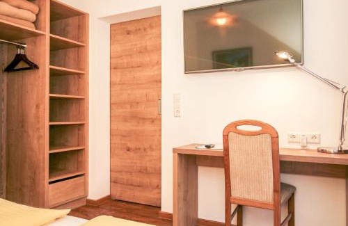 Donnersbachwald Apartment | Cozy Apartment Almsommer: Family-Friendly with Fireplace
