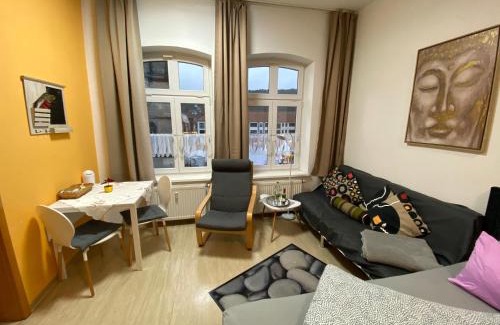 Meiningen Apartment | Top-Rated Apartment Altstadt-Panorama with Family Amenities