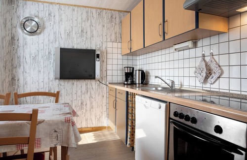 Bresewitz Apartment | Apartment 'Am Darß - Kogge' with Private Terrace, Private Garden and Wi-Fi