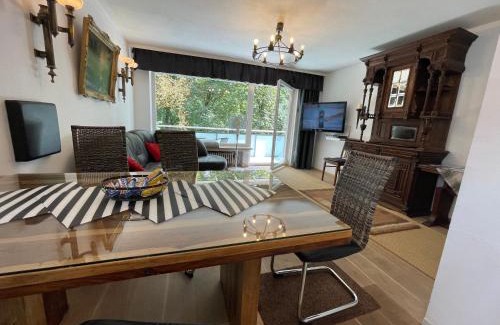 Innenstadt Apartment | Discover Apartment am Roten Tor: Family-Friendly Getaway