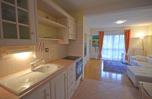 Bled Apartment | Oceanfront Apartment Amigo: Guest Rated 9.6/10