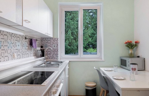 Kempten Apartment | Cozy Amselnest Apartment: Private Terrace & Garden Retreat