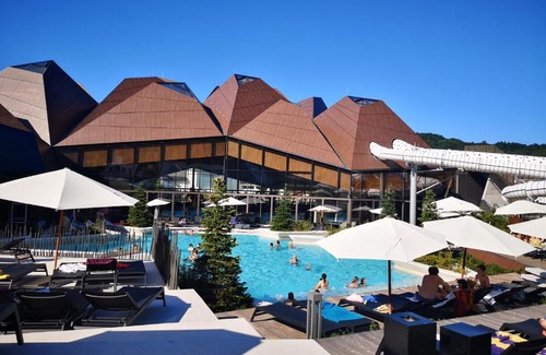 Podcetrtek Apartment | Discover Apartment Amy: Family-Friendly with a Pool