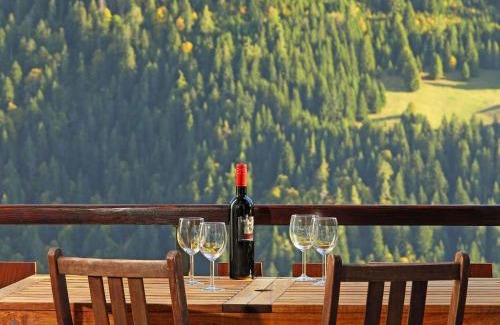 Alpe des Chaux Apartment | Family-Friendly Apartment Anémone 2-16 by Interhome