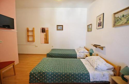 Zaglav House | Pet-Friendly Oceanfront Rooms at Roko with Breakfast Included