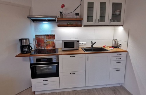 Kohlberg Apartment | Quiet Apartment Andrea: 10 Min to Outletcity Metzingen