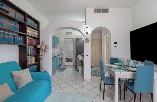 Forio Apartment | Apartment 'Angie' with Balcony, Wi-Fi and Air Conditioning