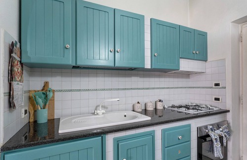 Forio Apartment | Apartment 'Angie' with Balcony, Wi-Fi and Air Conditioning