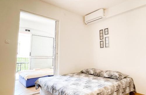 Podmaine Apartment | Family-Friendly Anita Apartments in Beautiful Budva