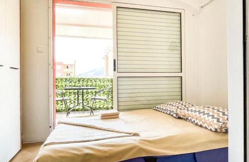 Podmaine Apartment | Family-Friendly Anita Apartments in Beautiful Budva