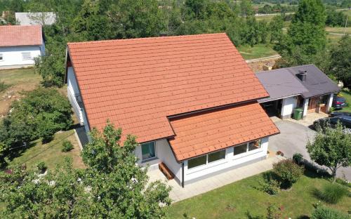 Catrnja Apartment | Family-Friendly Apartment Anna Maria with Kitchen Amenities
