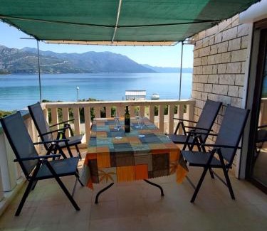 Kneza Apartment | Unmatched Oceanfront Getaway at Apartment Ante, Rated 10/10