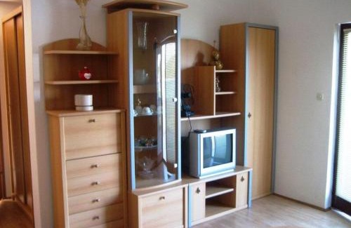 Kneza Apartment | Unmatched Oceanfront Getaway at Apartment Ante, Rated 10/10